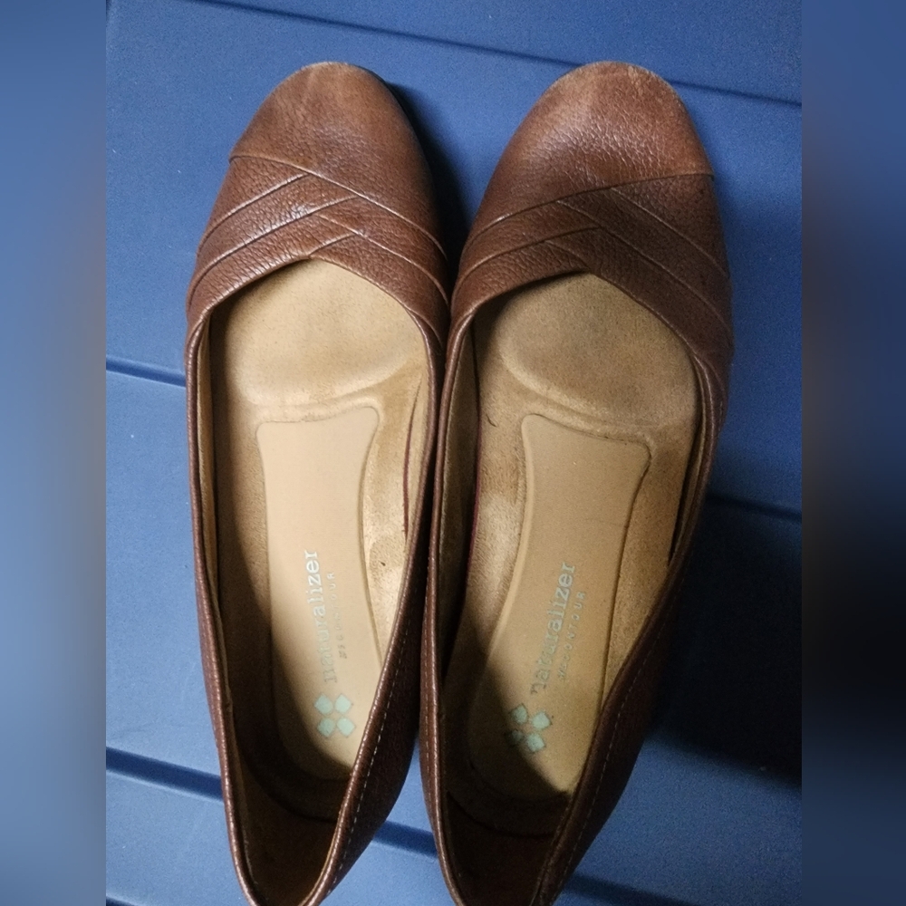 Naturalizer Women's Brown Flats